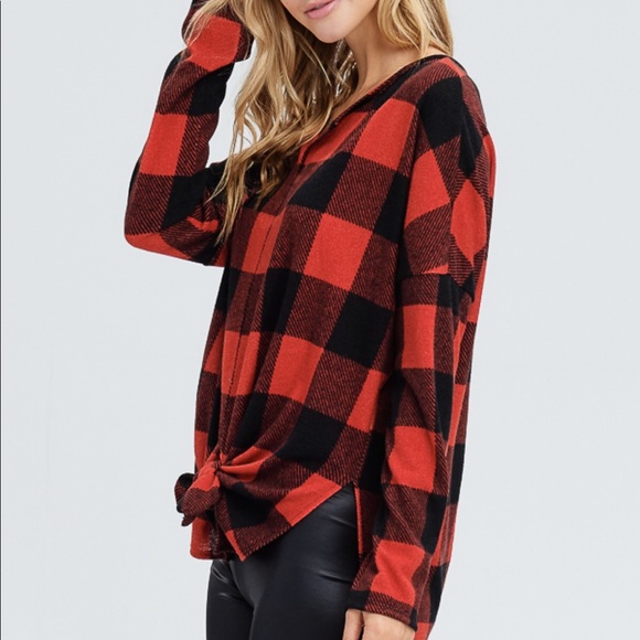 ❗️SALE ❗️Plaid Front Tie Side Slit Sweater - Picture 5 of 6
